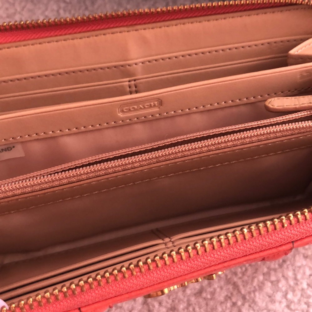 Coach Wallet - Picture 2 of 2